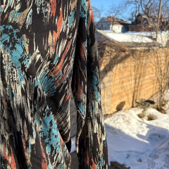 Comrags | Abstract Print Long Sleeve Top - Picture 5 of 6